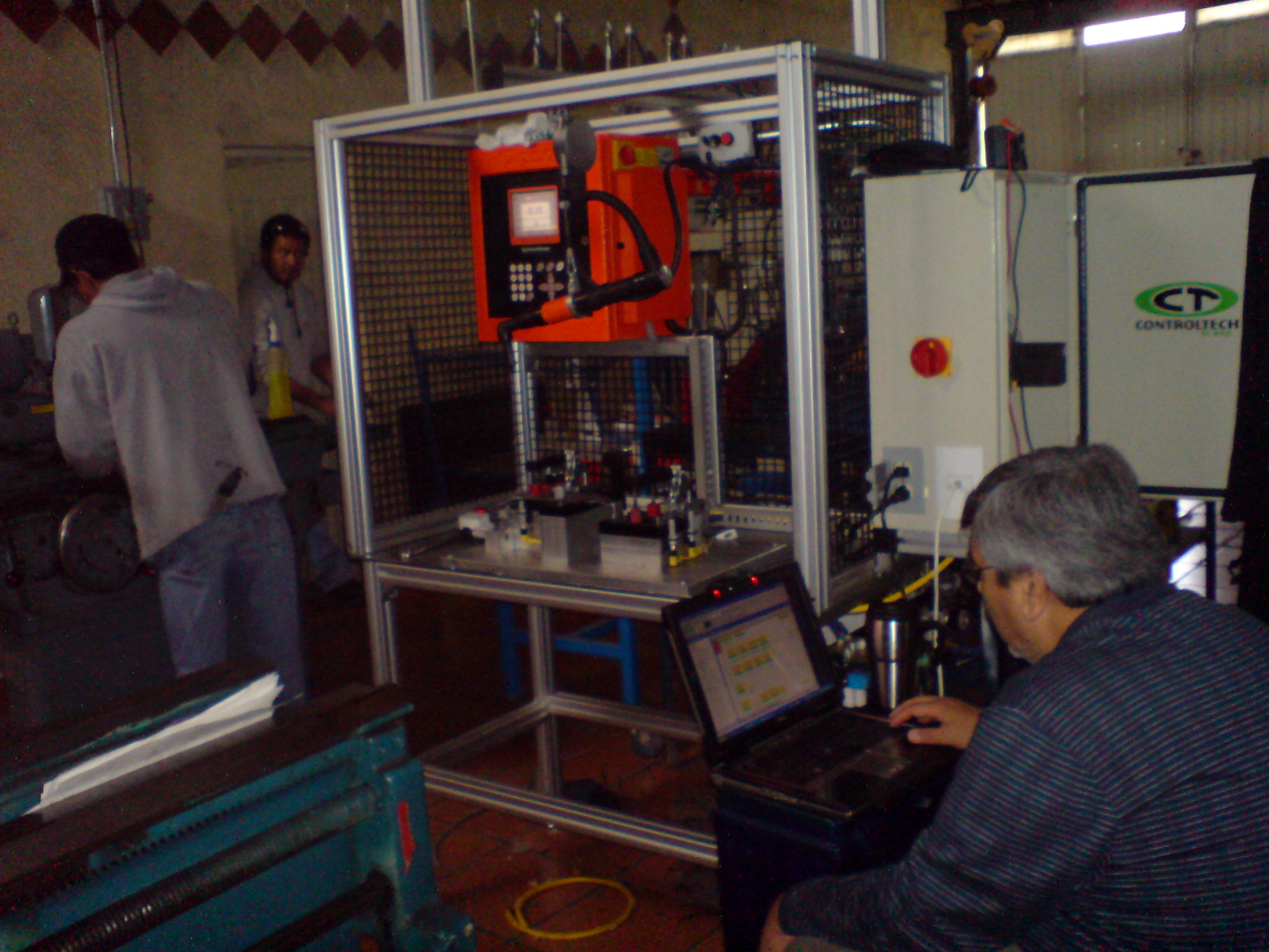 Assy. station & testing equipment 